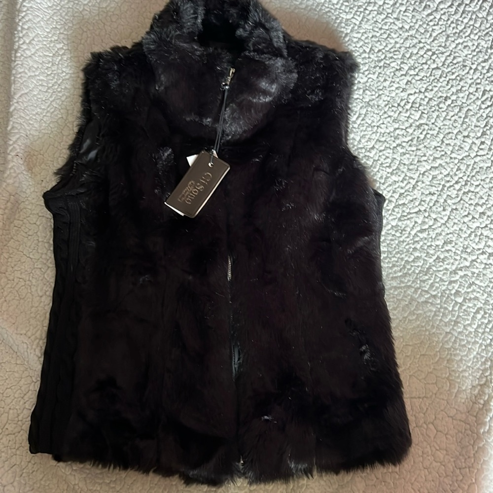 faux fur vest, never used